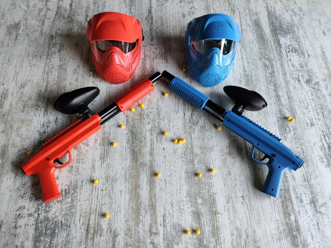Повний комплект JT SplatMaster Z200: два маркери, бункери, маски та кулі